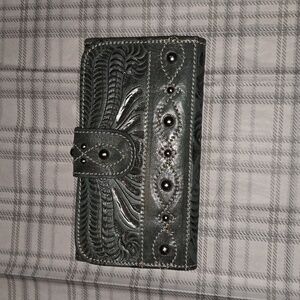 American west genuine leather wallet